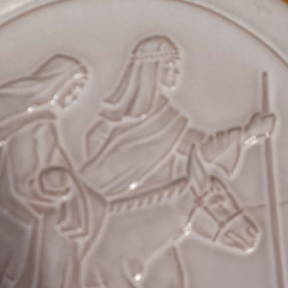 Vintage 1968 Frankoma Collectible Christmas Plate Flight Into Egypt Holy Family - Picture 3 of 9